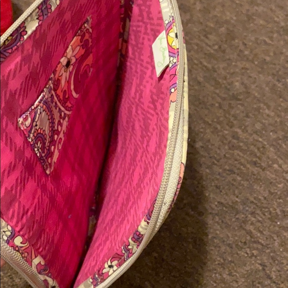 Vera Bradley pink paisley tablet sleeve - Picture 3 of 3